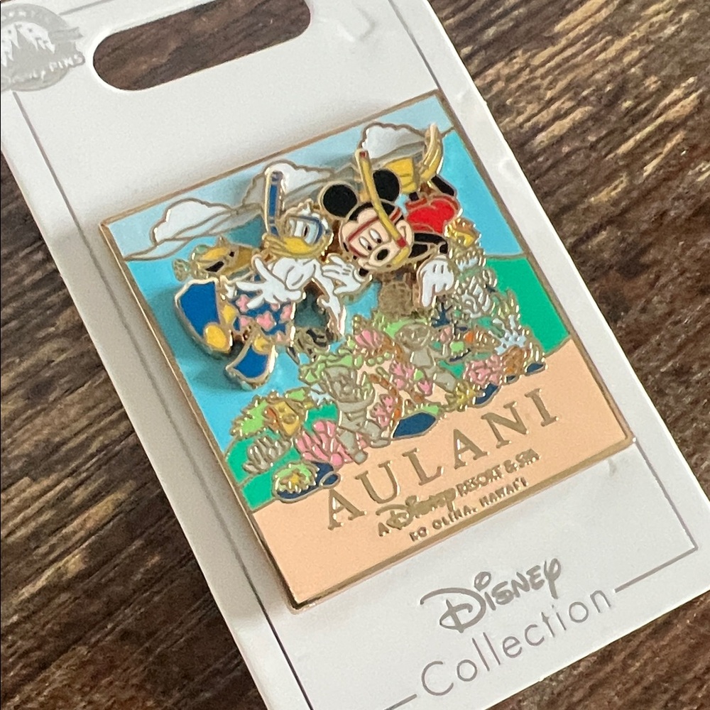 Disney Aulani Pin with Mickey and Friends - Picture 5 of 5